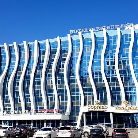Reikartz Park Astana Ex-Royal Park Hotel & Spa Exteriér fotografie